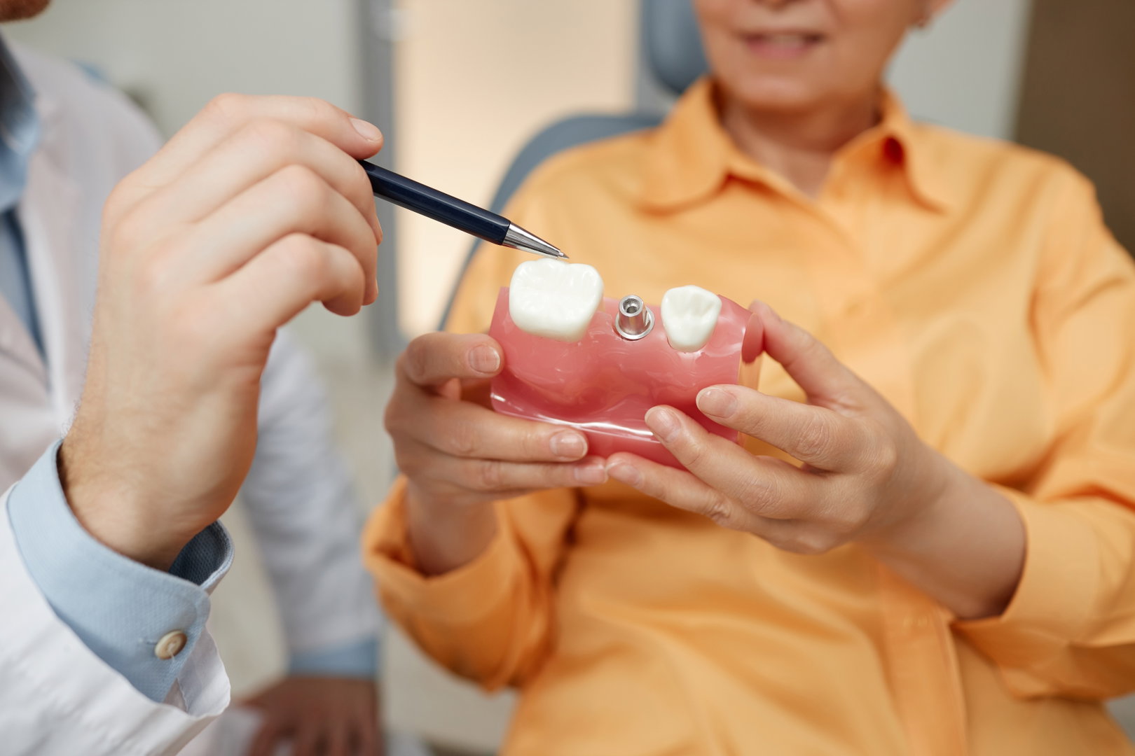top-implant-dentist1